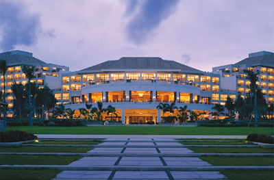 Marriott Sanya Resort & Spa (залив Ялуньвань)