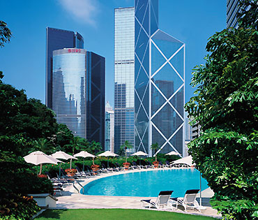 Island Shangri-La Hong Kong