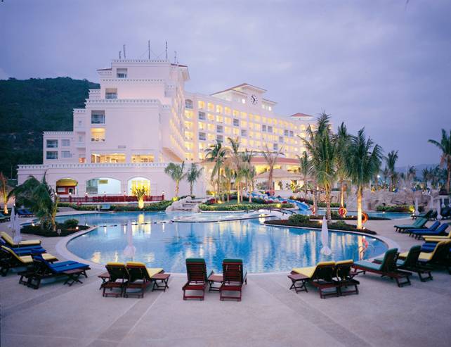 Holiday Inn Resort (Ялуньвань)