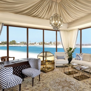 Скидка 25% + бесплатный полупансион гостям The Ritz-Carlton, Ras Al Khaimah, Al Hamra Beach