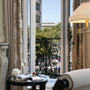 Hôtel Barrière Le Fouquet’s Paris представляет 19 новых свитов и номеров с видом на Елисейские поля