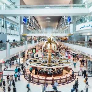 Паспортный контроль для пассажиров Emirates в аэропорту Дубаи за 10 секунд